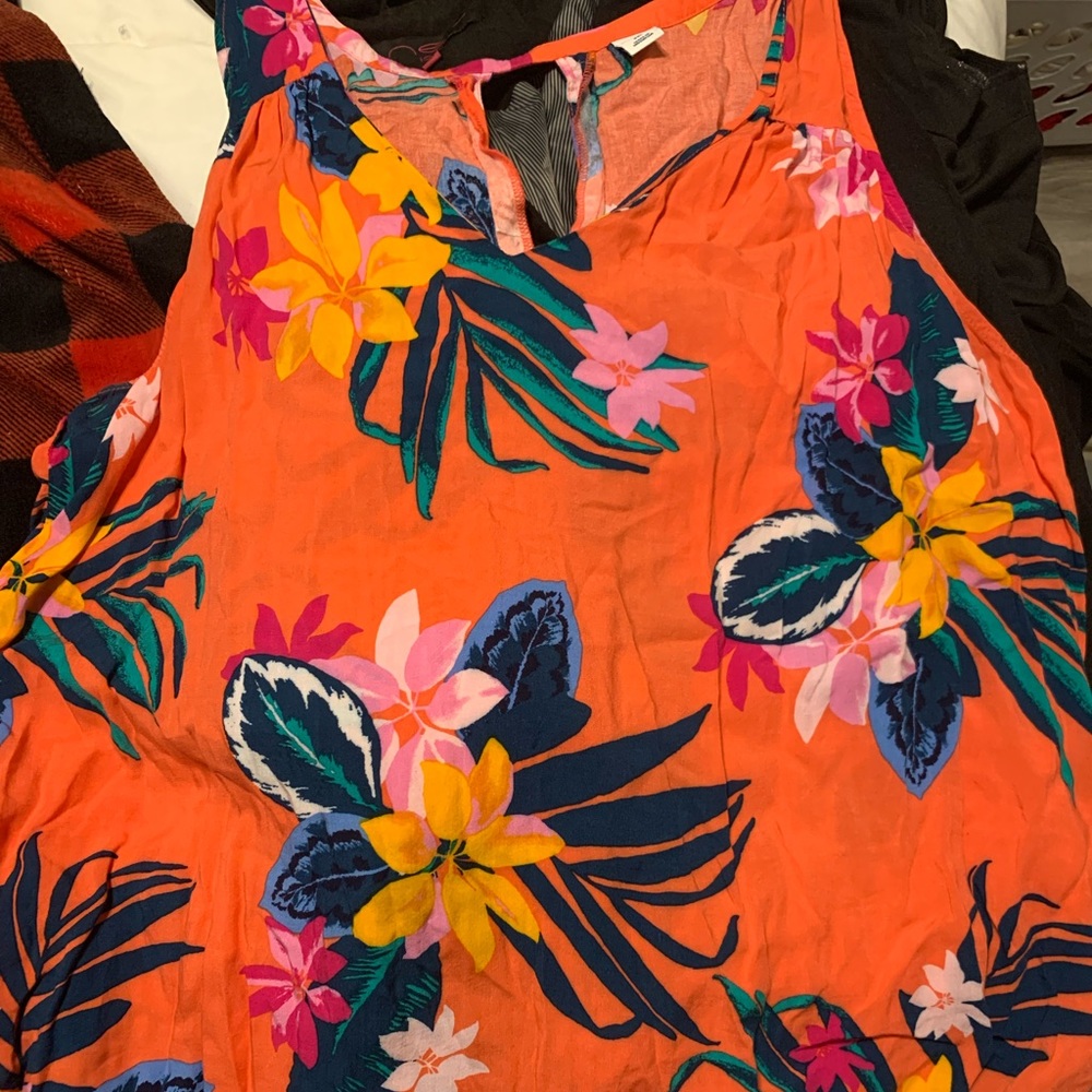 Woman’s plus top